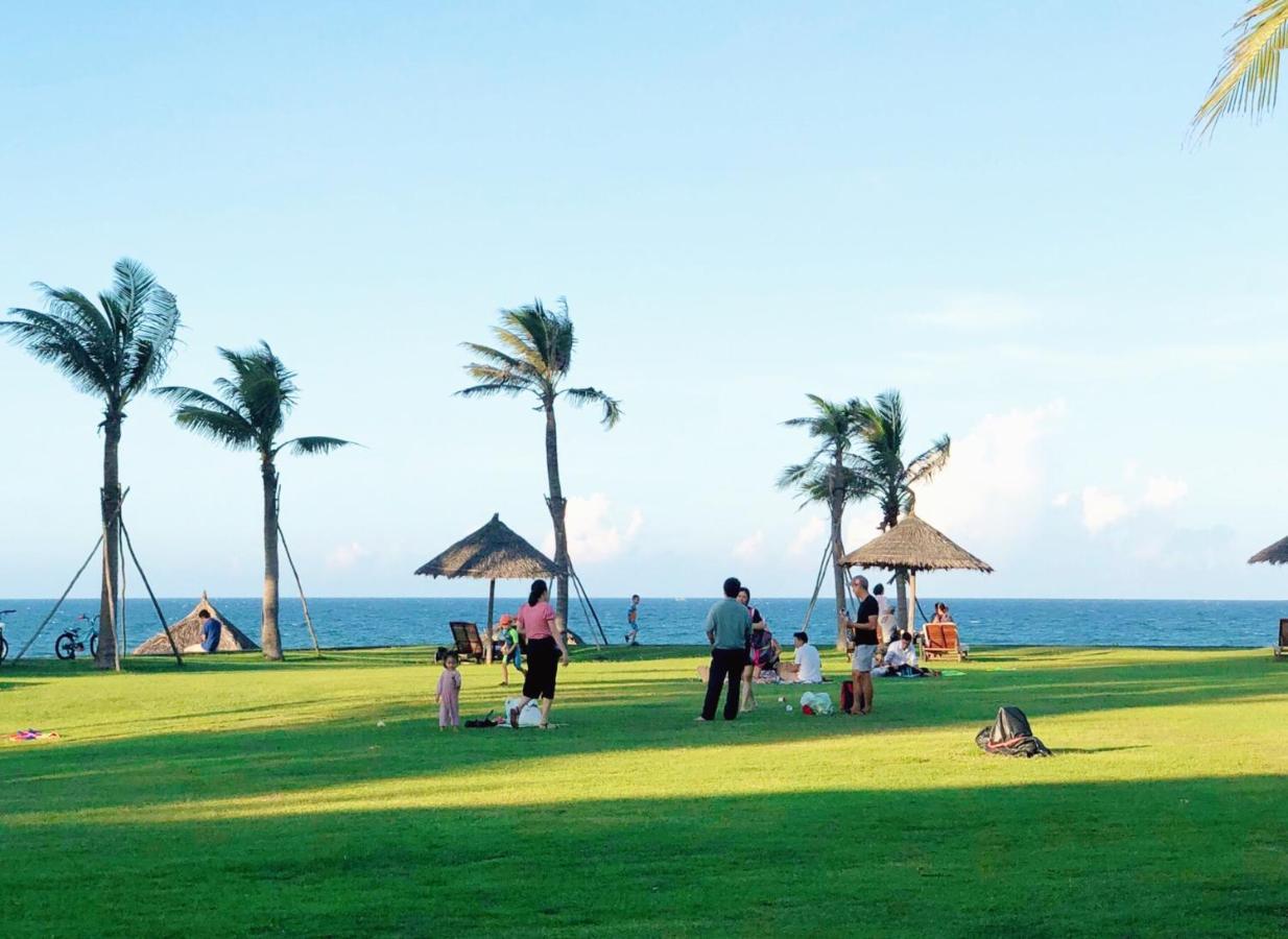 Vacation Home Ocean Villas Da Nang Esterno foto